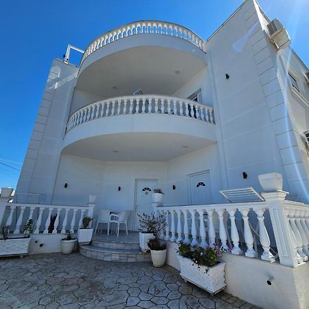 Villa A & A Ksamil Bagian luar foto