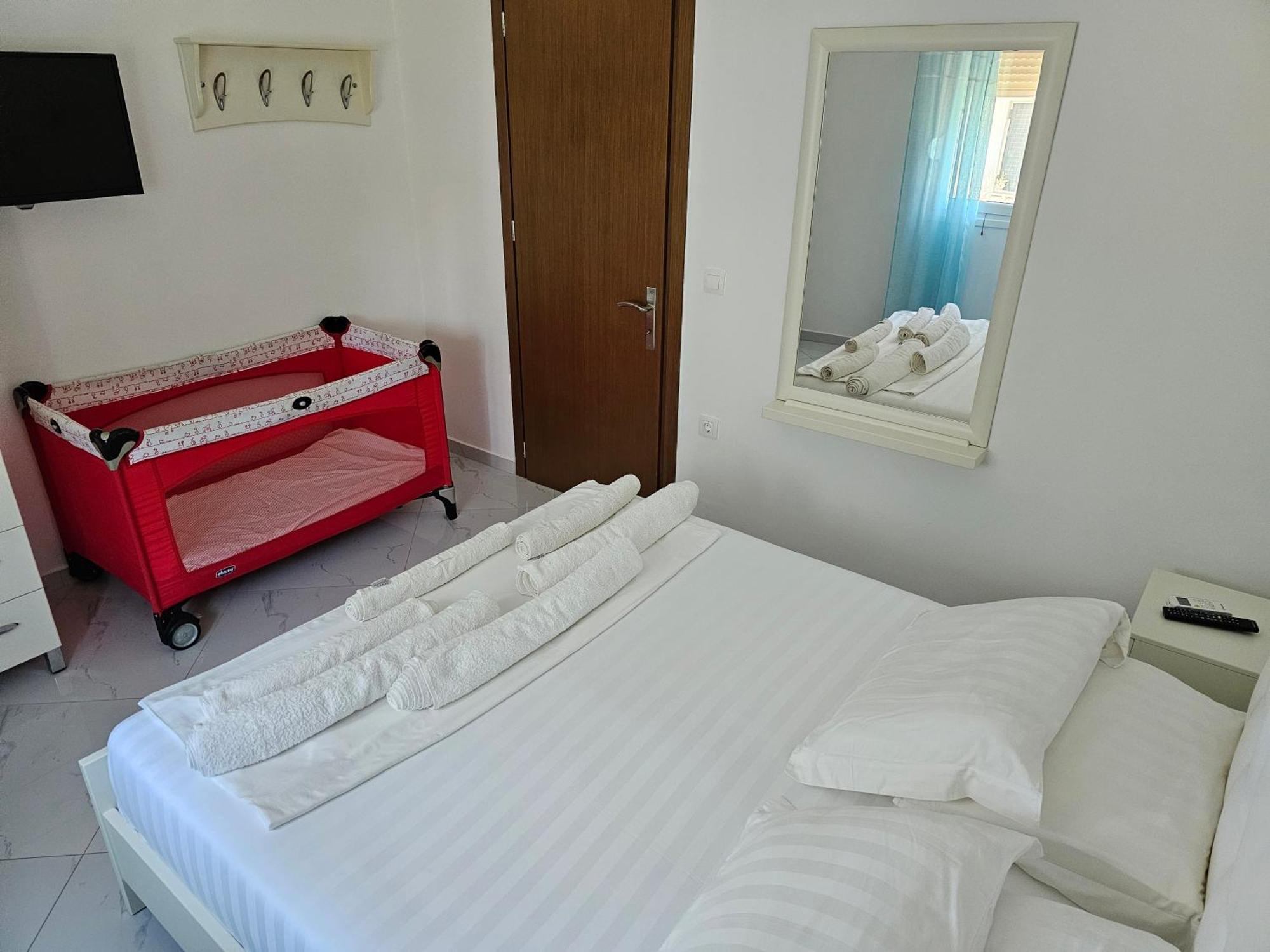Villa A & A Ksamil Bagian luar foto