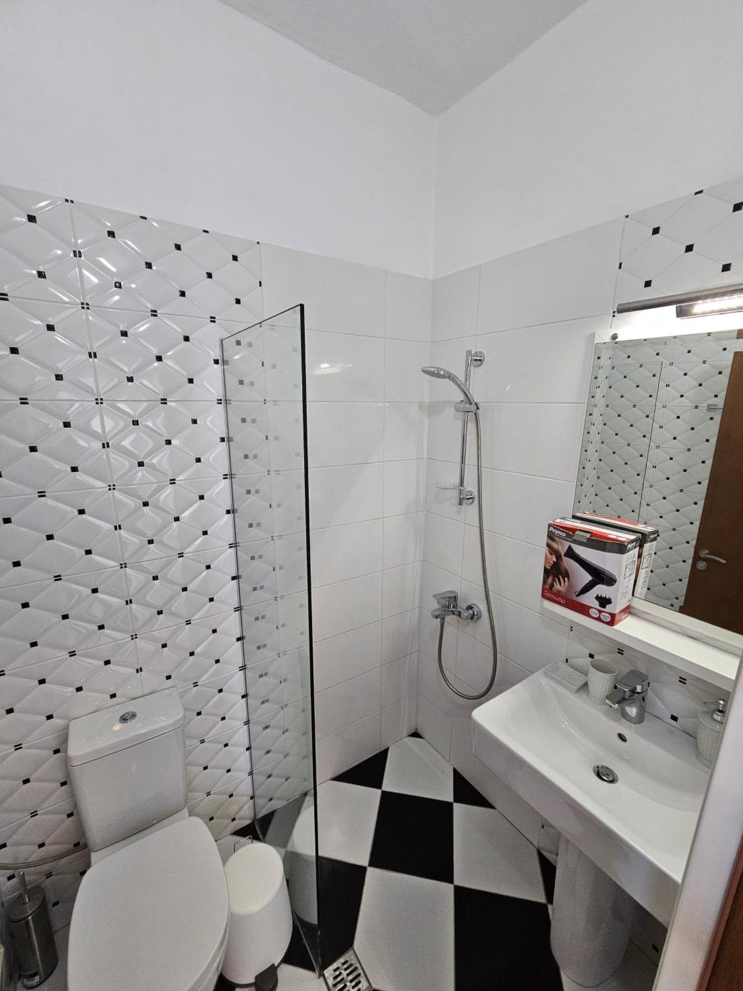Villa A & A Ksamil Bagian luar foto
